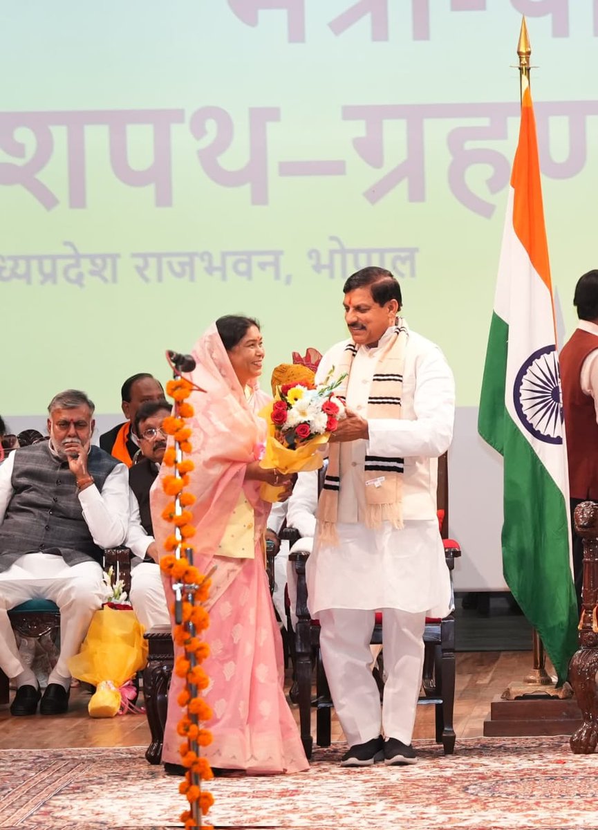 "ग्राम रोजगार सहायक संगठन मध्य प्रदेश" की ओर से निर्वाचन क्षेत्र 79-चितरंगी से विधायक, श्रीमती राधा सिंह जी को राज्यमंत्री के रूप में शपथ ग्रहण करने पर बहुत-बहुत शुभकामनाएं।
<a href="/DrMohanYadav51/">Dr Mohan Yadav</a> <a href="/JansamparkMP/">Jansampark MP</a>
<a href="/AwdheshPdGarg/">Awdhesh Pd Garg</a> <a href="/Shailendra0555/">Shailendra chouksey</a>