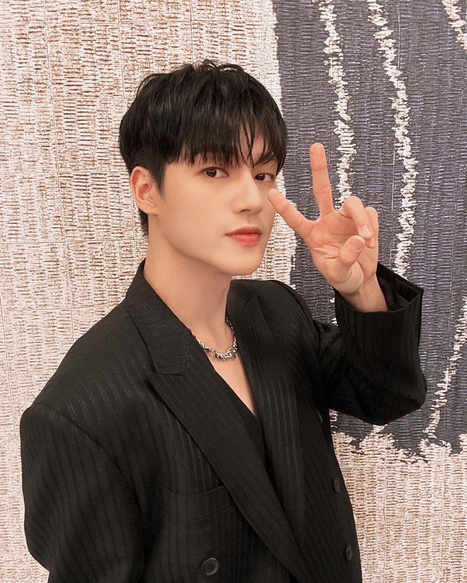 1024updates's tweet image. [📷] 231225 | WOOYOUNG 

#ATEEZ #에이티즈 #WOOYOUNG