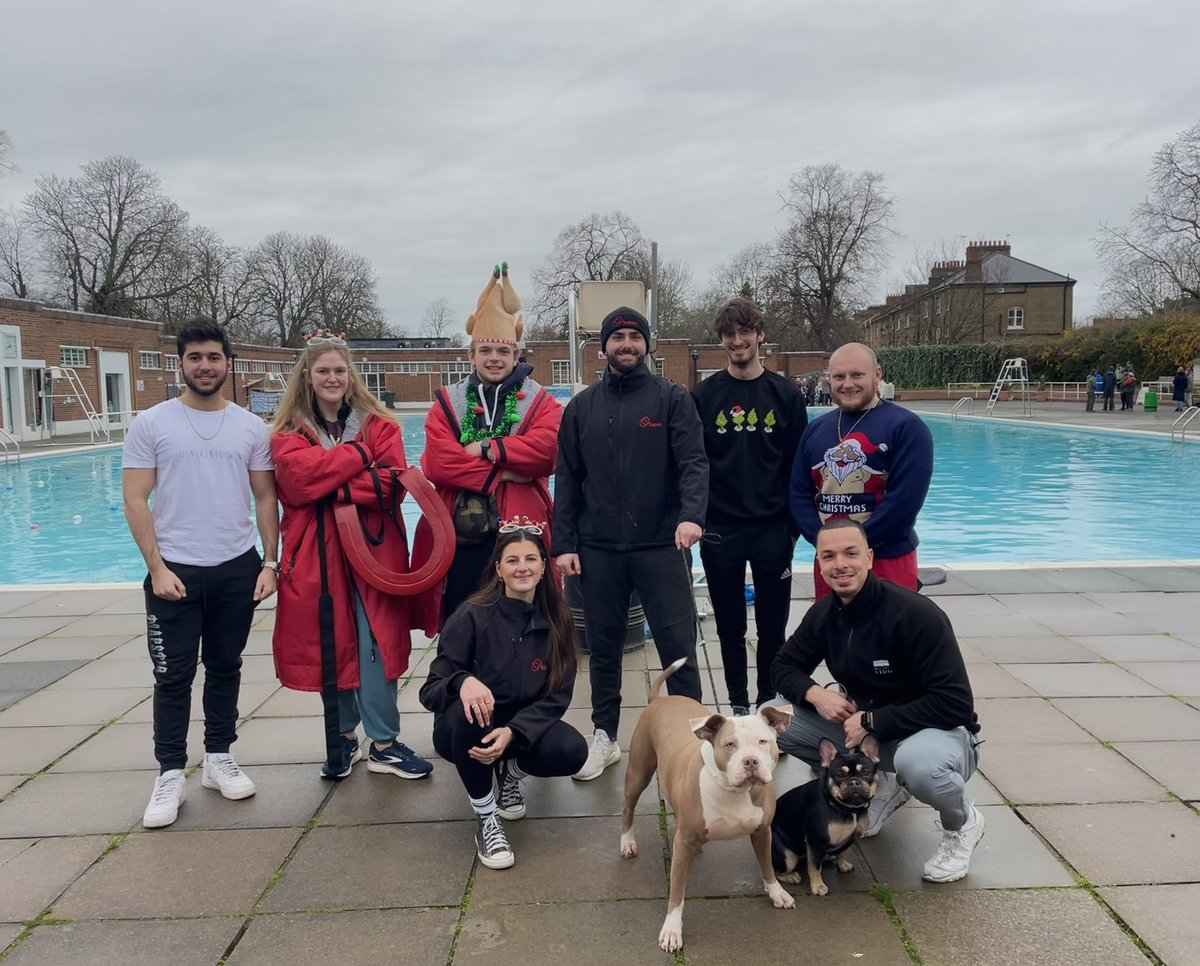 Brockwell Lido tweet media