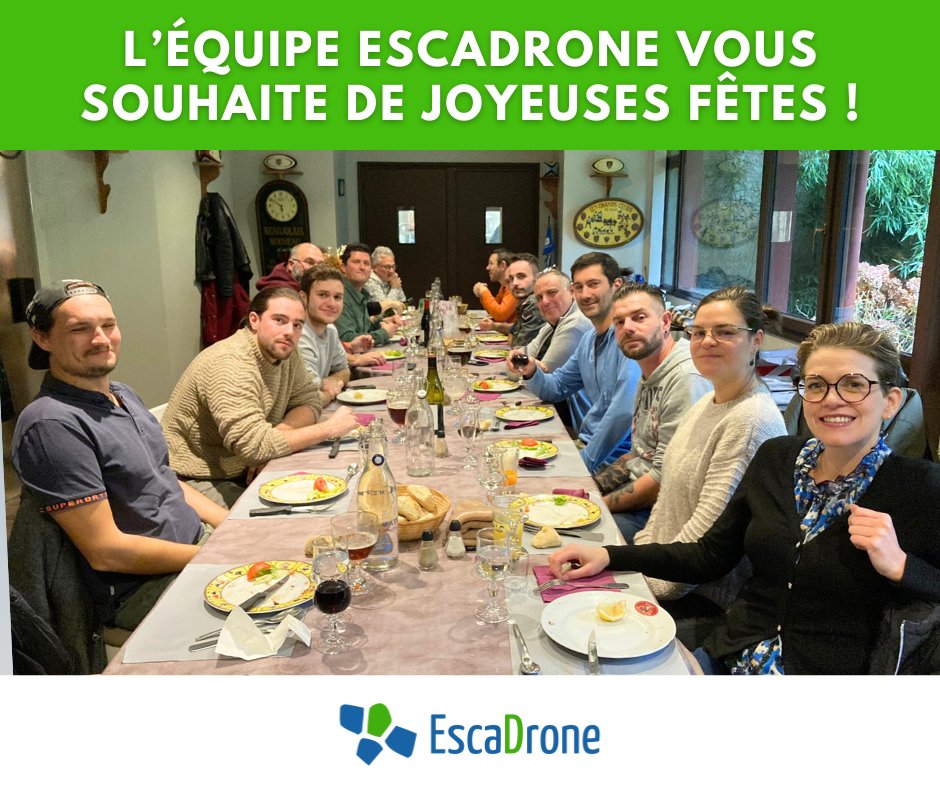 L'équipe Escadrone vous souhaite de Joyeuses fêtes de fin d'année ! 🎅 ☃️
On espère qu'un drone vous attend sous le sapin 🌲🎁