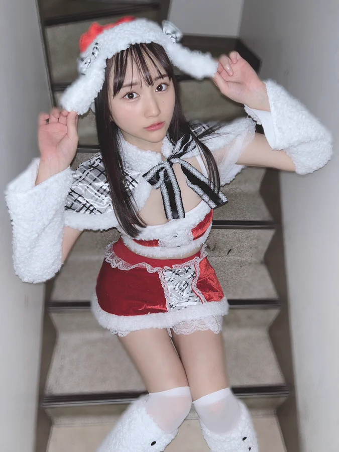 Asian girl Christmas costume