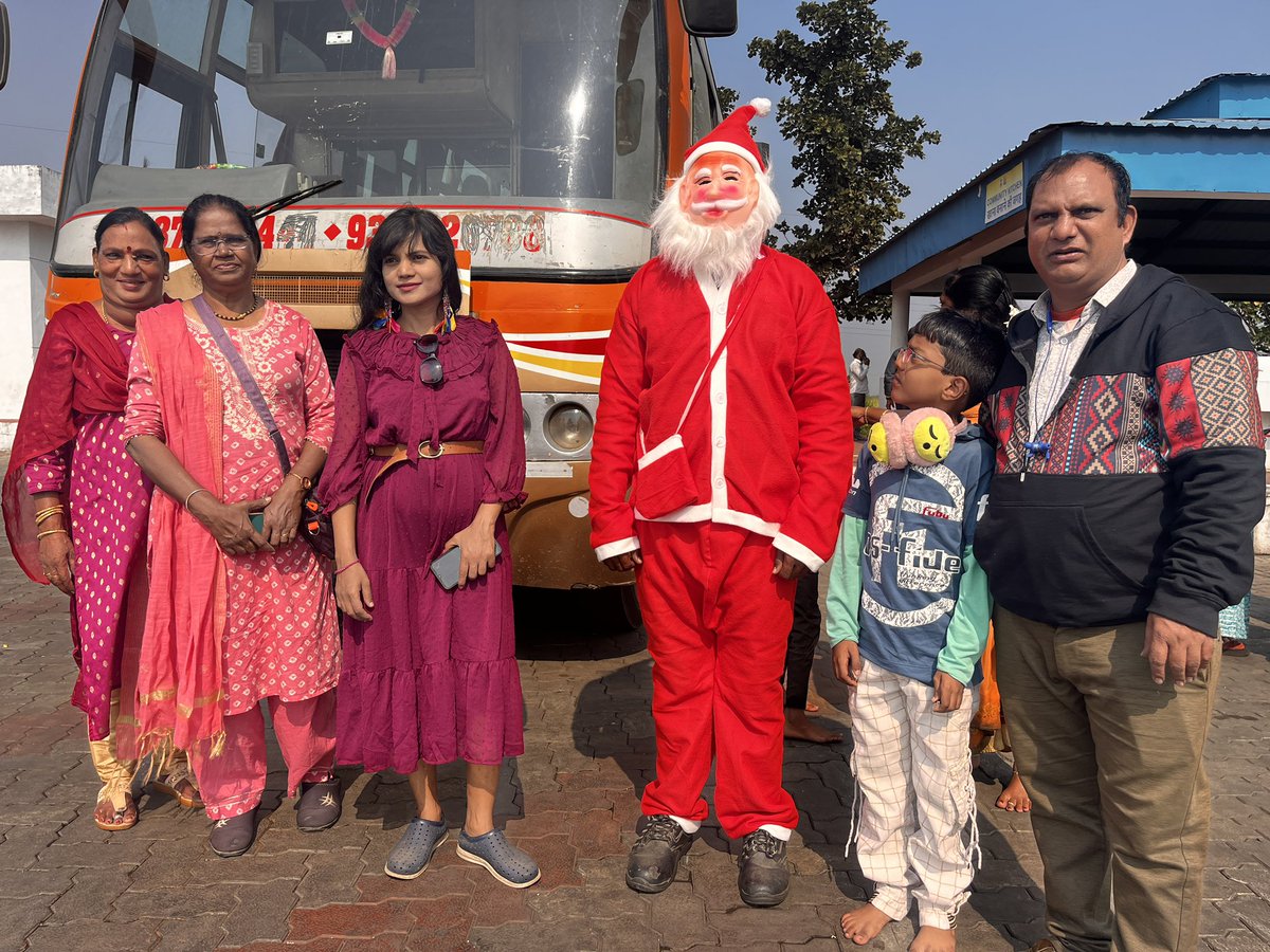 BPWADODA's tweet photo. Merry Christmas 🎉🎉🎉
#Christmas #Celebrations at BP WADODA GHAR outlet https://t.co/or2lhLB18X