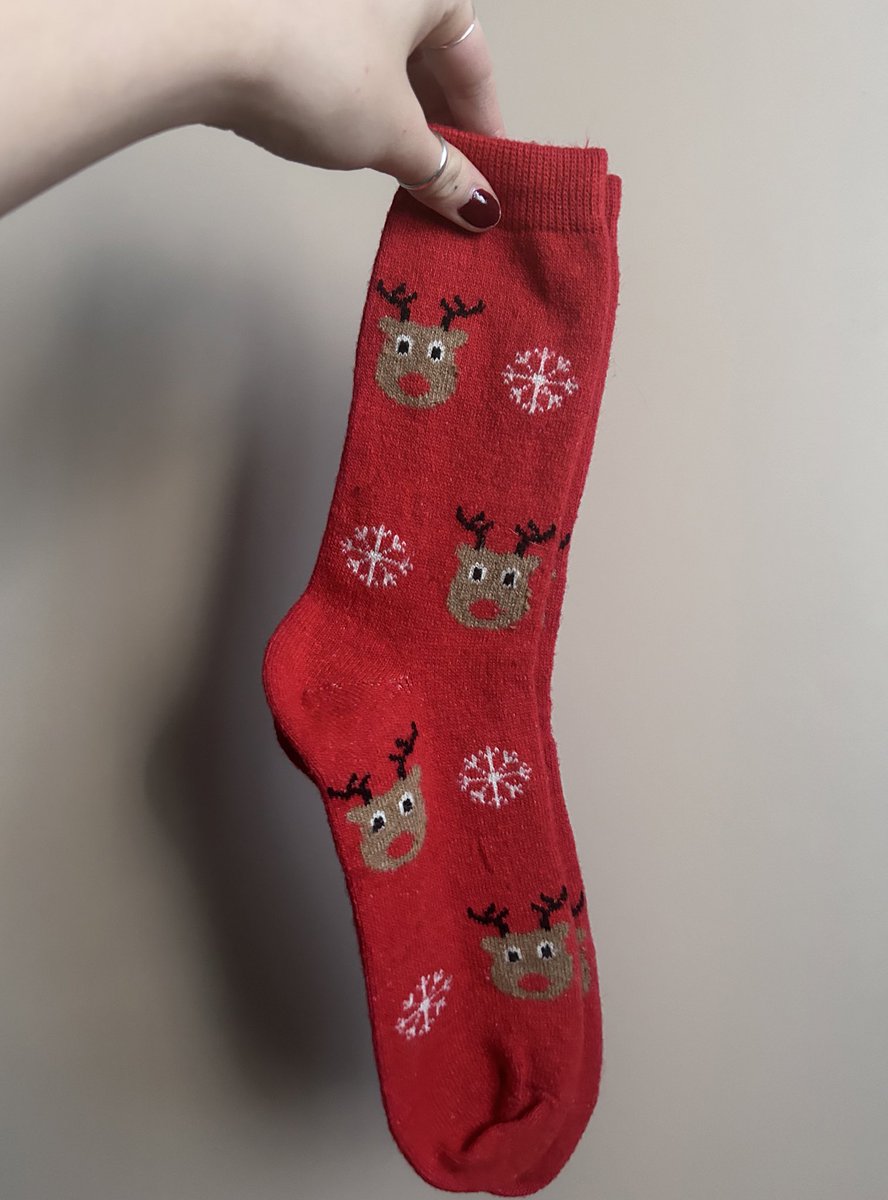 _nonsonorea's tweet photo. Se potessi puntare dei soldi sul regalo preferito di mia madre ogni anno ORA SAREI RICCA https://t.co/bD1Nnl2mwD