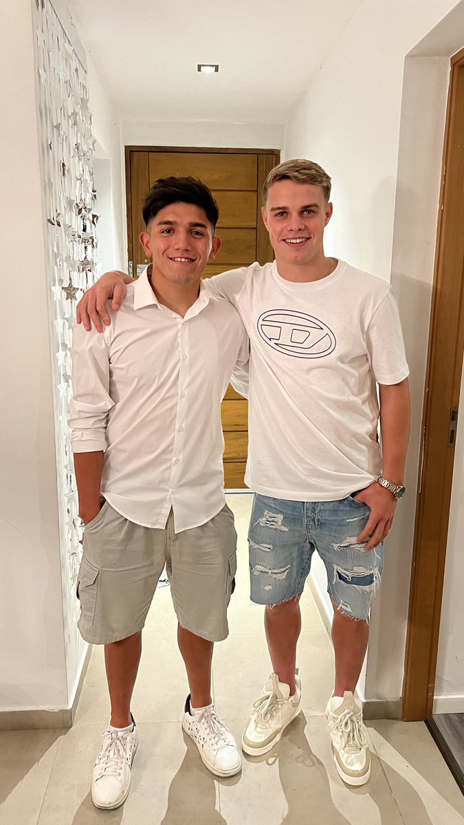 Navidad con mi hermano que extrañaba mucho!! Siempre asi🤜🏽🤛🏽💙