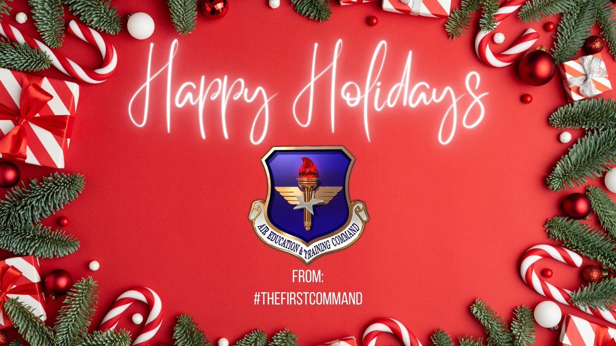 AETCommand's tweet image. 🔔 🔔 HO HO HO! 🎅 🙏  

Sending warm wishes to all our amazing Airmen: instructors, Airmen in Training, pilots, civilians, and community partners across #TheFirstCommand! We hope you and your loved ones have a safe and incredibly happy holiday season!🎄🎁