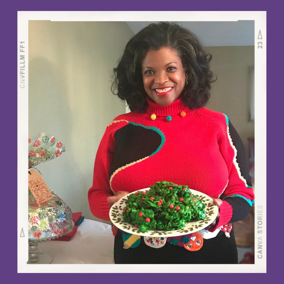 What does Christmas smell like?
Find out in a story in the ✨Fragrant Joy Journal✨ on fragranted.com.
Click link to read: bit.ly/FragranTed_Fra…

#savorscent #christmassmells #tereeswestern #scentdocent