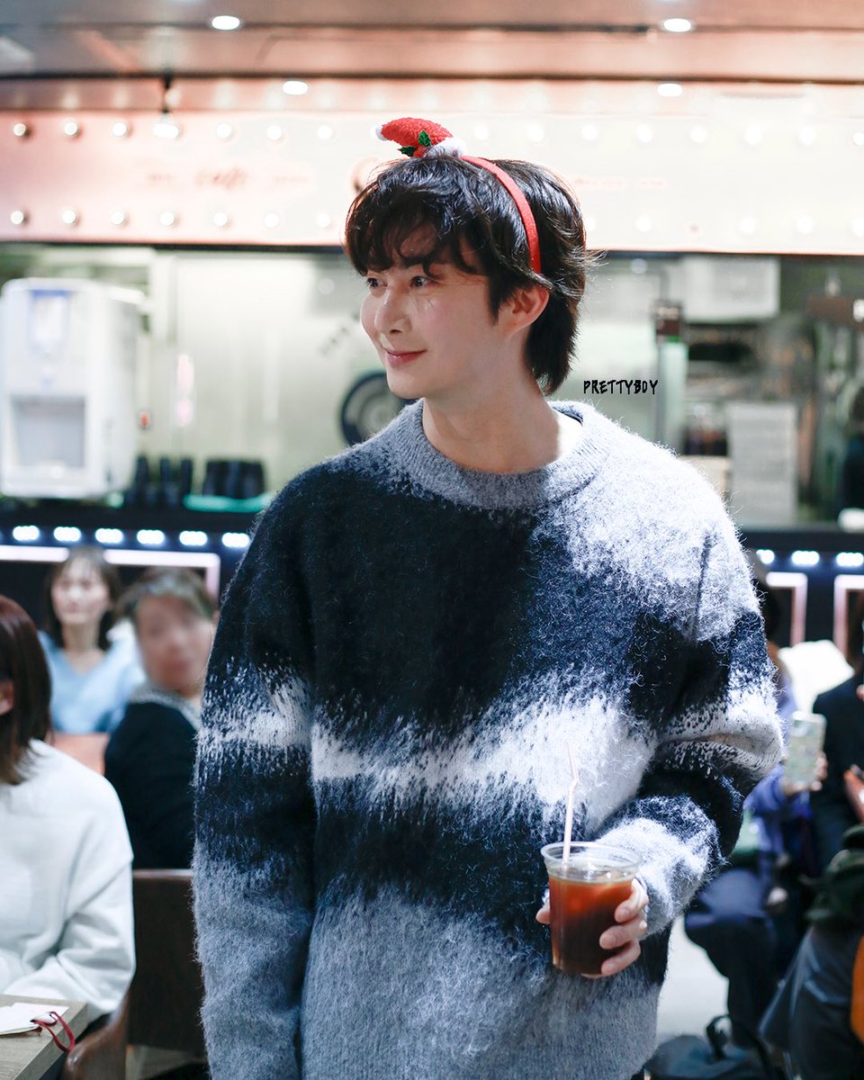 prettyboy_jun's tweet photo. https://t.co/bPAJkWc7vs