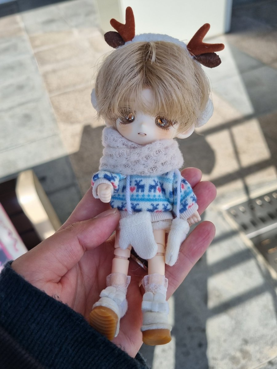 BJD_moony's tweet photo. @luffy050505 루피 오랜만이야!! 아니 서태웅 작아졌는데 잘생김이 고대로네 ㅋㅋㅋㅋ 나는 얼떨결에 예쁜애 잡았엉 ㅋㅋㅋㅋㅋ 근데 돌아돌아 우리 둘 다 오비츠 하고있어서 좋네😆❤️ https://t.co/UEhlYmV2V9