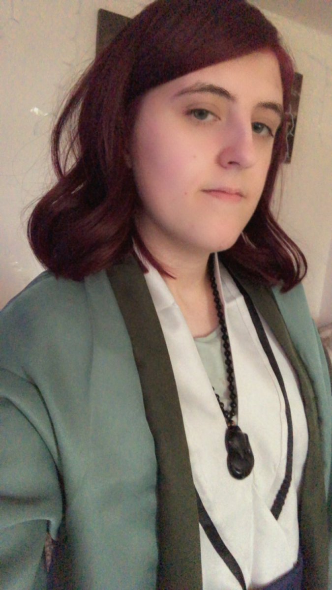 🍶:Face reveal and yes I got my Tsunade outfit