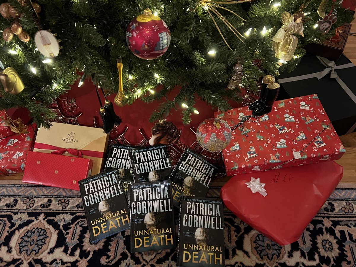 Patricia Cornwell tweet media