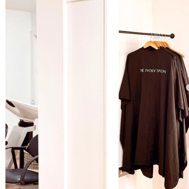 From Salons to Supercars, we love working with you all.

Just some of the services we can offer 👇 

Branding ✍️ 
Websites 🖥️  
Social media 📱 
Printing 🖨️ 
Signage 🪧  
Graphic Design 🖍️ 
Photography 📸 

Let's catch up over a brew (or a beer... 🍺 )

hook.design