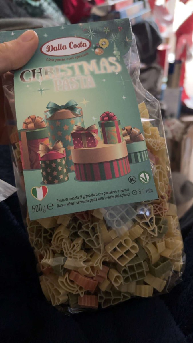 SamHorne1's tweet photo. @ROUNDTHEBEND__ Christmas pasta for my mate 👍🏻 https://t.co/Jevl0RRxpr