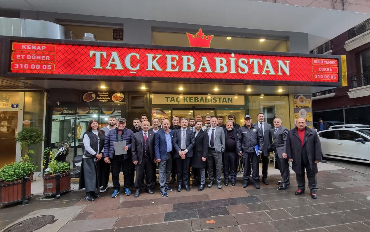 ATİD Ulus bölgesi yılın son toplantısını Turizm Kültür il müdürü, Altındağ ilçe Emniyet müdür yardımcısı, başkanımız ve değerli meslektaşlarımızla Taç Kebabistan'da gerçekleştirdik. Katılan herkese teşekkür eder, iyi seneler dileriz 😊