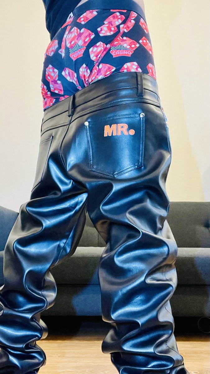 SaggerMaster's tweet photo. 🇬🇧 Merry Christmas 🎄🎊🎁🎉 to my all fellow followers. You’re now more than 600 !!! Thank you very much 🙏 🥰. 

🇫🇷 Joyeux Noël 🎄 🎊🎁🎉 à tous mes chers abonnés. Vous êtes maintenant plus de 600 !!! Merci beaucoup 🙏🥰. https://t.co/6DHElK2hpy