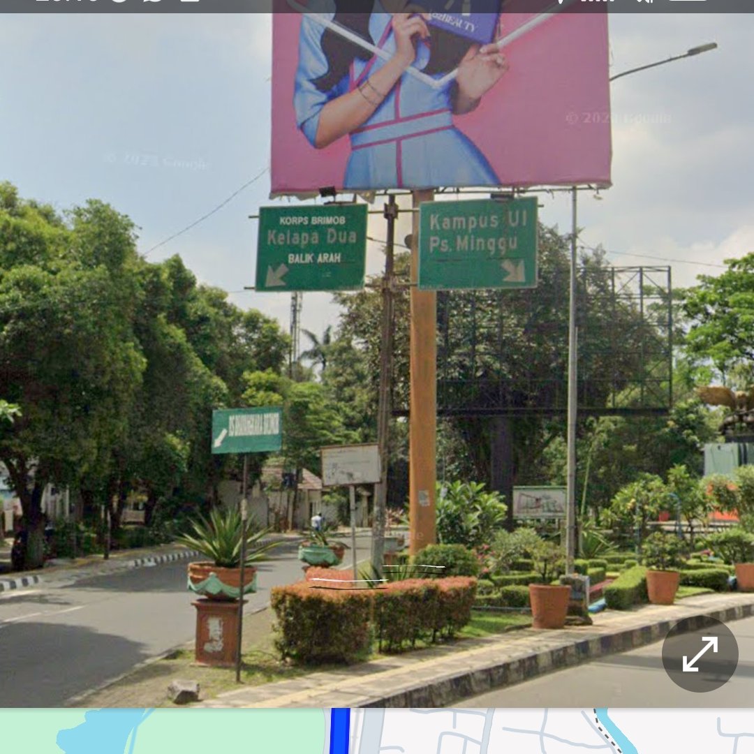 Mamkurr's tweet photo. Untuk ibu2 mbonceng anaknya yg jam 19:50 WIB tgl 25 Desember 2023 lewat sini. 

Tolong ya belajar lagi etika naik motor! Kalo skill nya cuma motoran di gang ga usah ke jalan raya! https://t.co/Llt2cHzLUO