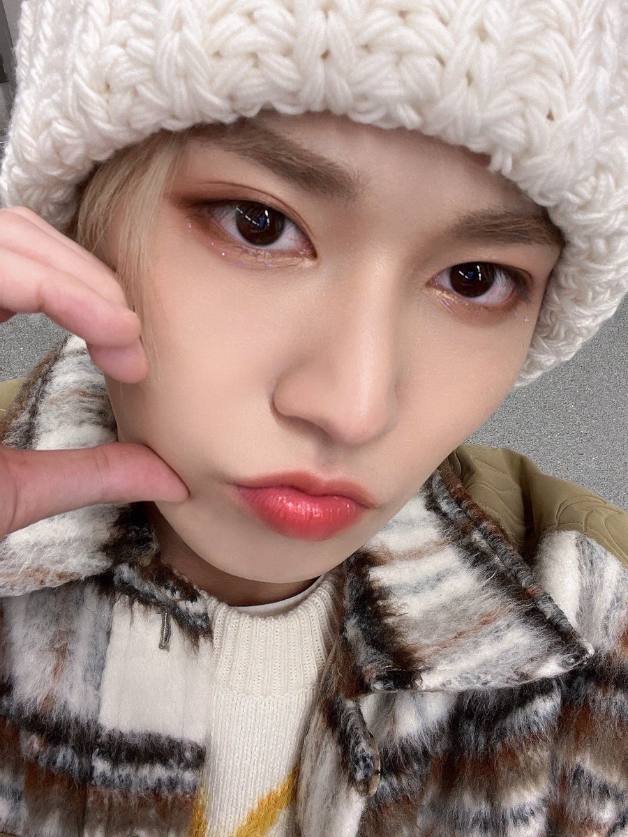 白岩瑠姫] にゃー #JO1 #SHIROIWARUKI