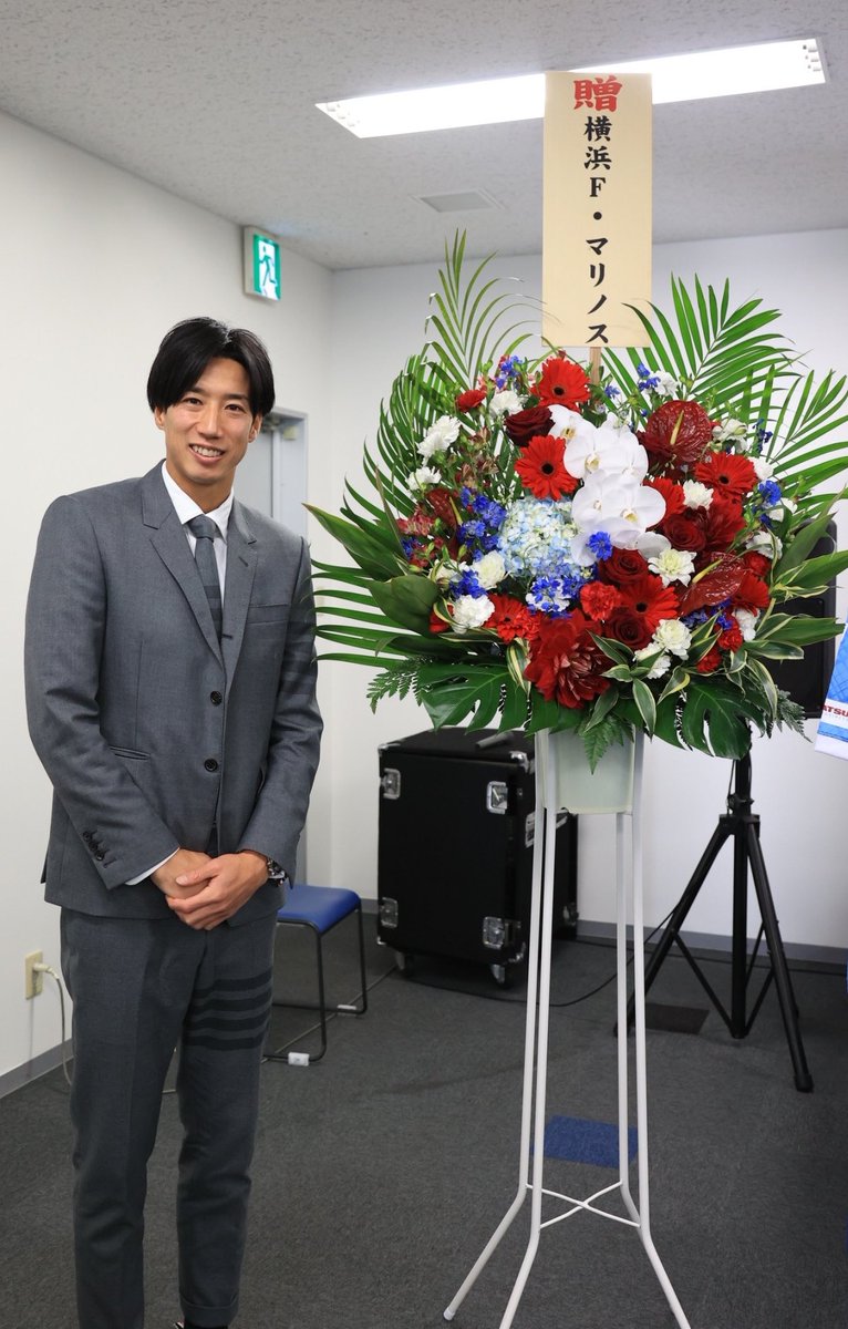 Jubiloiwata_YFC's tweet photo. #ありがとう俺達の大津祐樹

#柏レイソル @REYSOL_Official 
#fmarinos @prompt_fmarinos https://t.co/mss8z6xwmp
