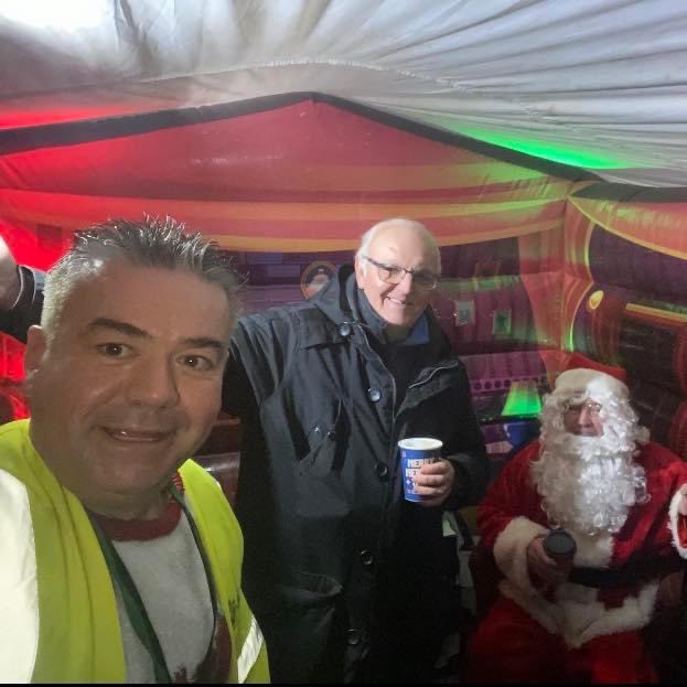 Mexborough1st's tweet photo. Wishing everyone a very Merry Christmas and a Happy,  Healthy &amp; Peaceful New Year from the #MexboroughFirst team! #doncasterisgreat #southyorkshire #ilovedn https://t.co/bCNq0tkxle