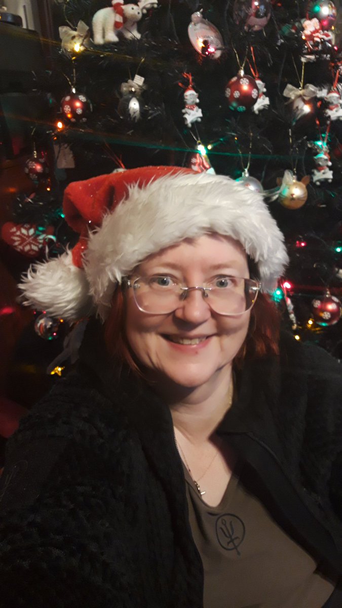 shazzawarrior18's tweet photo. Merry Christmas everyone https://t.co/1lLz78XBjK