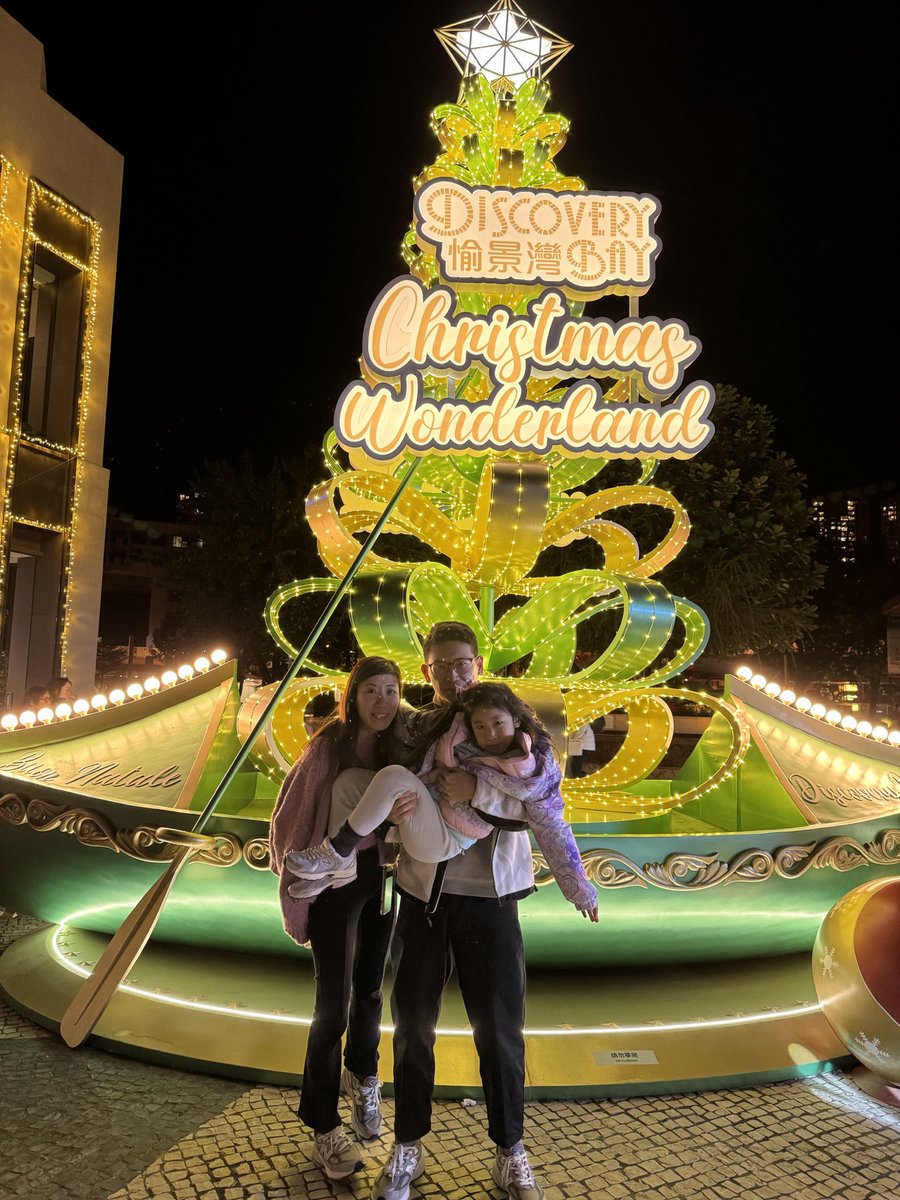 kiddestiny's tweet photo. Merry Christmas 🎄
#discoverybay #hongkong #sofamily #MerryChristmas2023 https://t.co/j5RNGvjD2O