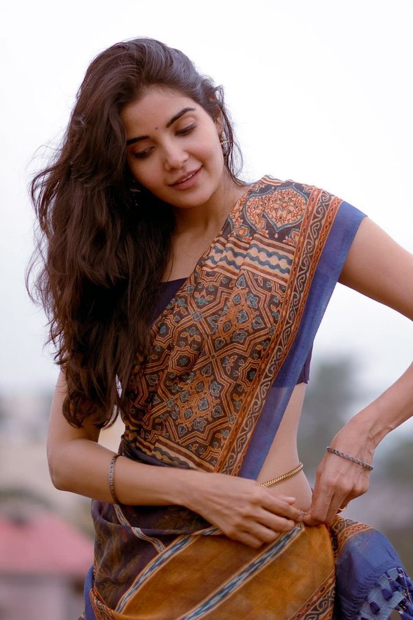 GCMl2FfbwAAEjQR?format=jpg&name=900x900