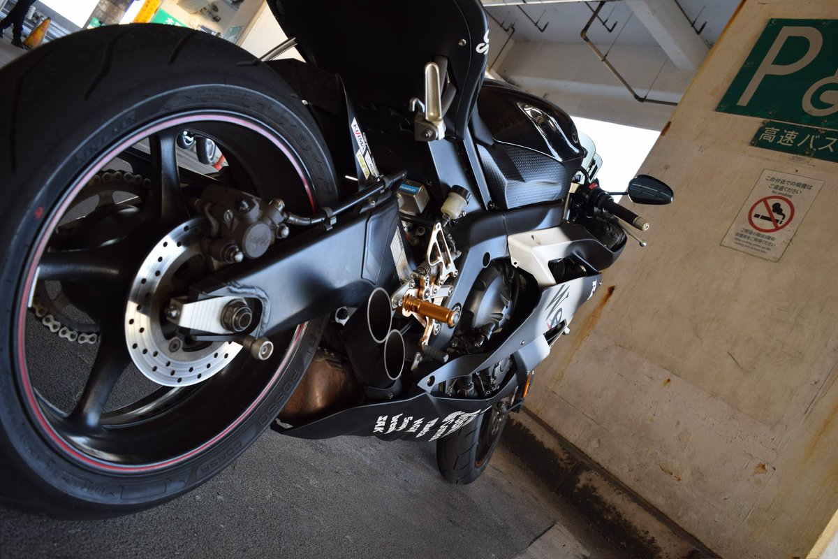 goubaiku41346's tweet photo. 渋い
#yzfr6
#2c0
#YAMAHAが美しい https://t.co/In8iF5cPyP