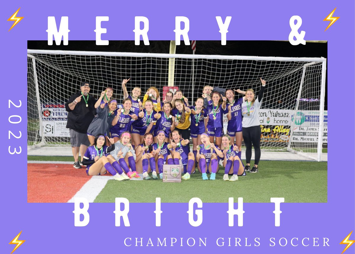 Chmpgirlssoccer's tweet photo. Merry Christmas 🎄⚡️ https://t.co/XunUQH2x3l