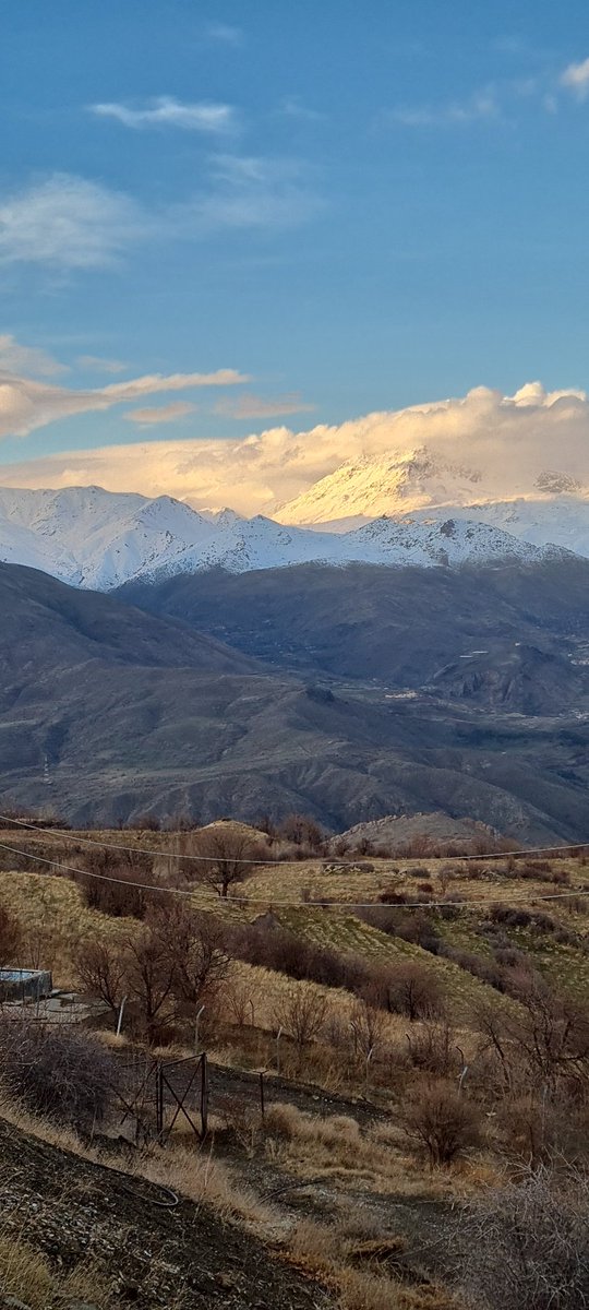 ademirhan's tweet photo. Highland of Southern #Kurdistan #Halgurd #mountain https://t.co/mNmnLp8Y0B