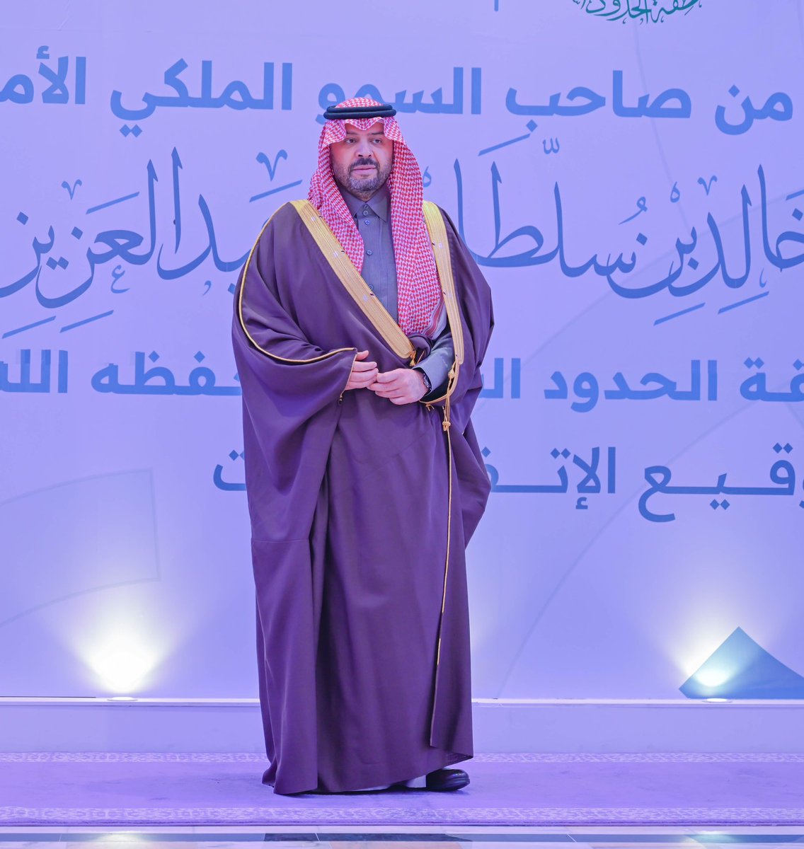 NorthborderSA's tweet image. شهد سموه  توقيع عدد من الاتفاقيات المصاحبة لأعمال الملتقى، حيث شملت اتفاقية تعاون بين الشؤون الصحية بالمنطقة وشركة بلسم للرعاية الطبية, واتفاقيتين أخريين بين التجمع الصحي بالمنطقة وكل من جمعية الأمير فهد بن سلمان الخيرية ومؤسسة سليمان بن عبدالعزير الراجحي.