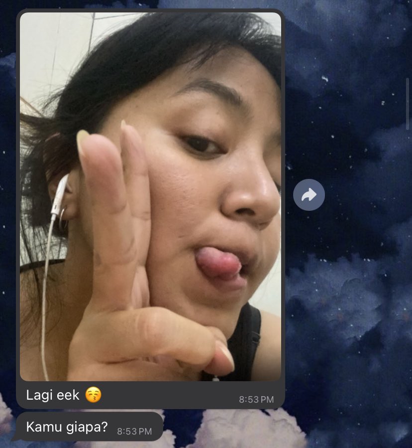 moelyantii's tweet photo. shout out to my girls who always send me pics when they’re take a 💩 @bbellacc @krdvv_ gotta luv them 😂 https://t.co/AlP90n20W2