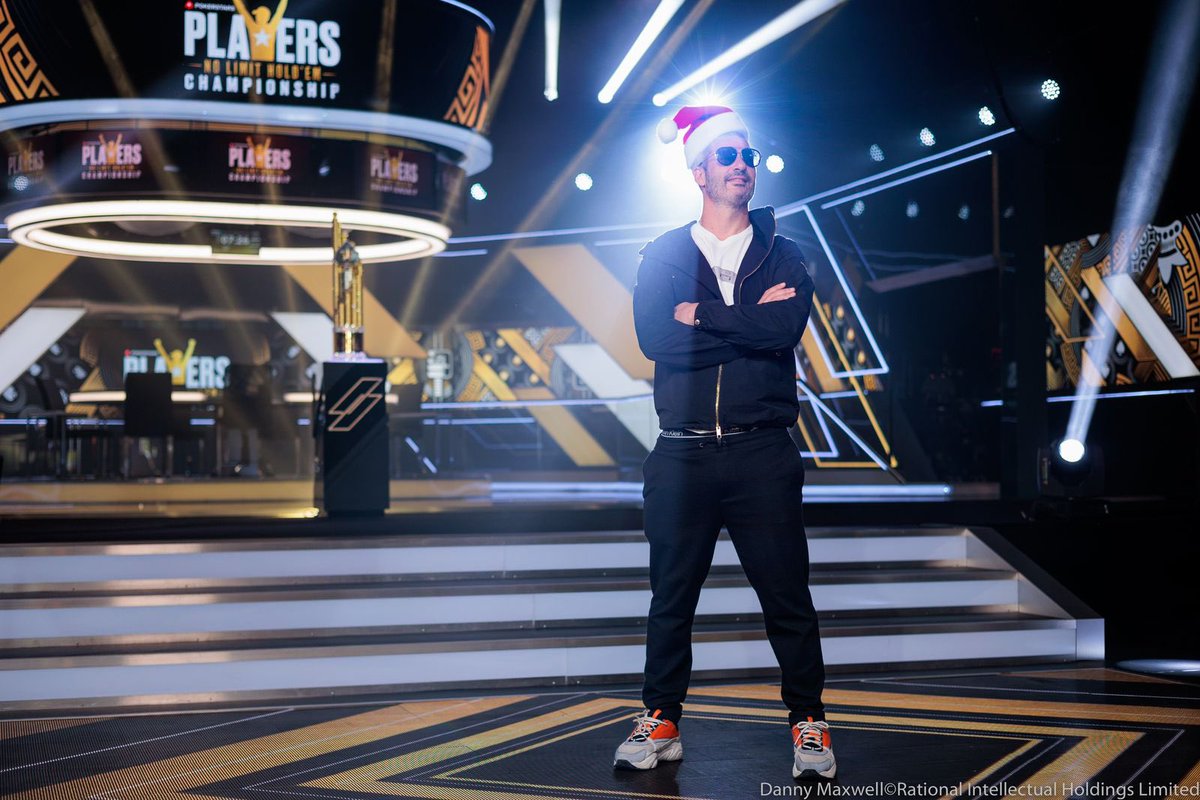 nacho_barbero's tweet image. Giveaway alert! 🚨 
To celebrate Christmas, I'll be giving away 3x $22 tickets to play on @ACR_POKER. 🔥 
Like + RT + leave your ACR nickname in the comments. ⬇️ 
Merry Christmas to everyone! 🎄🥳