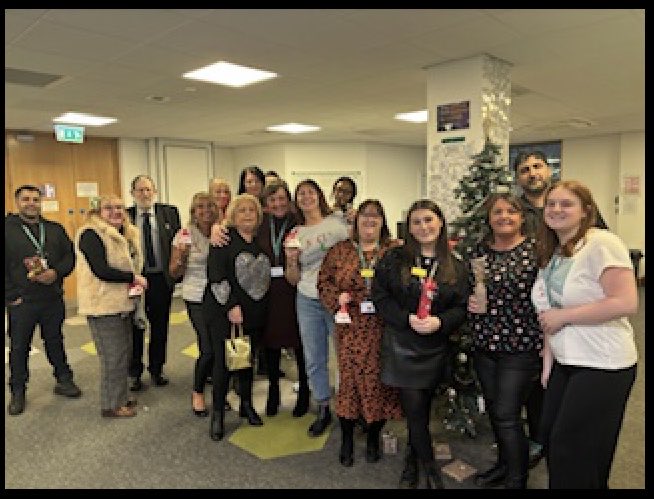 Thank you to all our ⁦<a href="/gtdhealthcare/">gtdhealthcare</a>⁩ staff who are working hard on Christmas Day and over the festive period to keep patients safe #PuttingPatientsFirst ⁦<a href="/dbeckett_gtd/">David Beckett</a>⁩