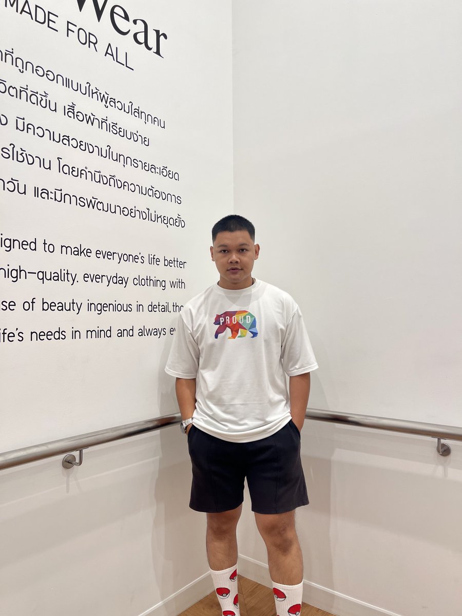 🎉Christmas ❌
⭐️ kiss you ✅🎄