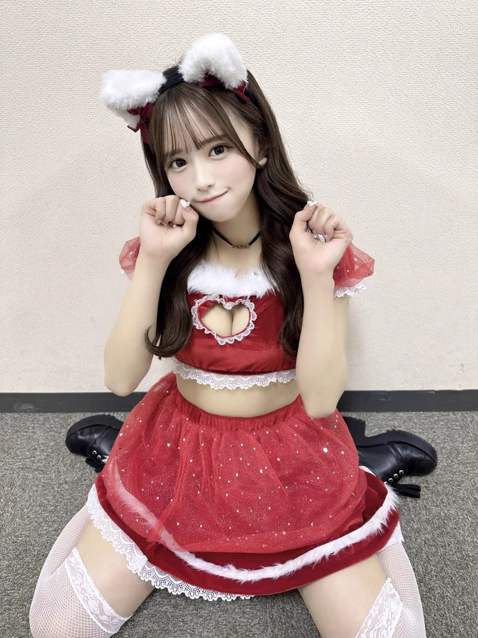 Asian girl Christmas costume