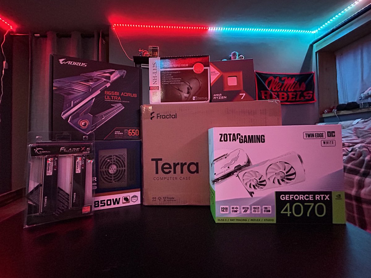 Hope everyone has a good Christmas!! 🎅🎄