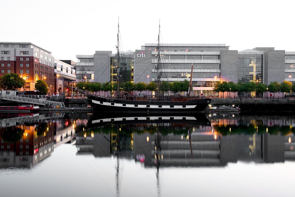 Merry Christmas from the Jeanie Johnston! ✨🎄