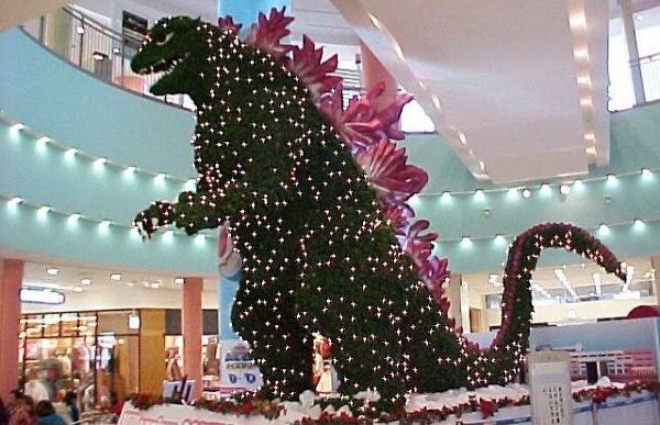 KaijuNewsOutlet's tweet photo. Merry Christmas everyone! https://t.co/q8Zgo3PcKM