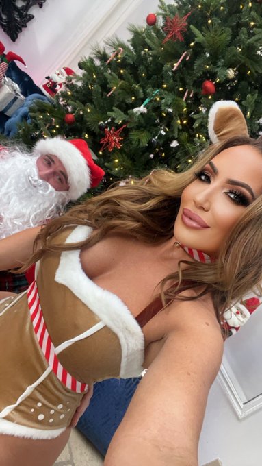 Merry Christmas you filthy animals  I had fun helping Santa empty his sack 😜💦 @DannySteelexxx https://t<a href="/tag/backtheblue"class="tags"><span>#backtheblue</span></a>