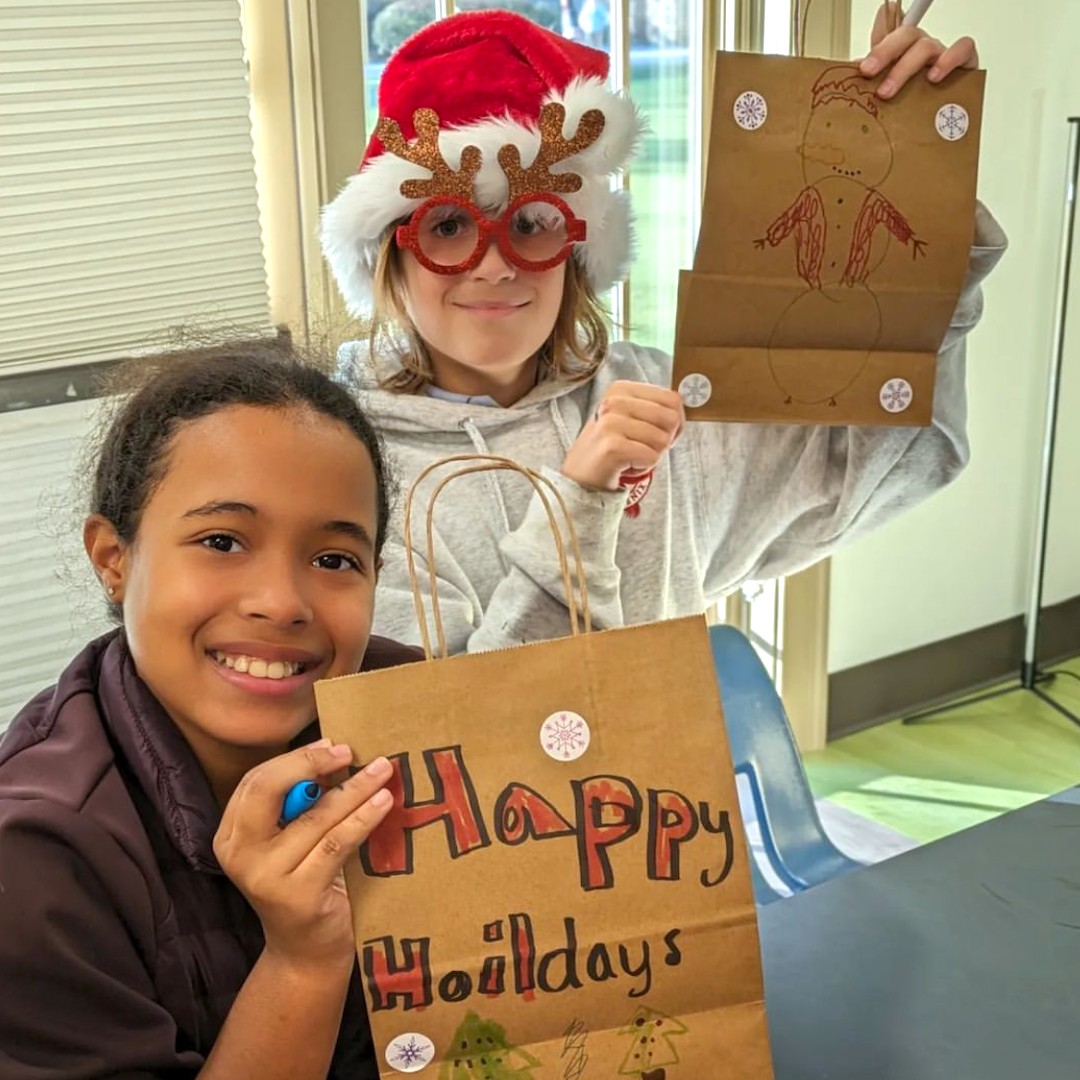 SchenckSchool's tweet photo. Happy holidays from The Schenck School! ❄️ #TheSchenckSchool https://t.co/YcfdOfKrrh
