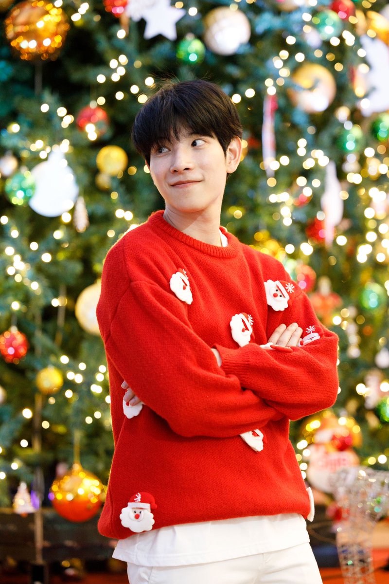 Teemild_'s tweet photo. Merry Christmas 🎄🎁 https://t.co/V9EuZhVrGg