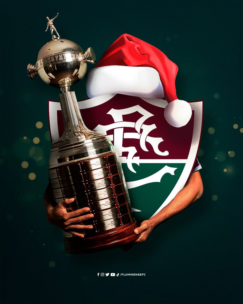 FluminenseFC's tweet photo. O Natal acompanhado Dela fica melhor ainda 🥰🥰🥰 https://t.co/np6Ffn7Cwe
