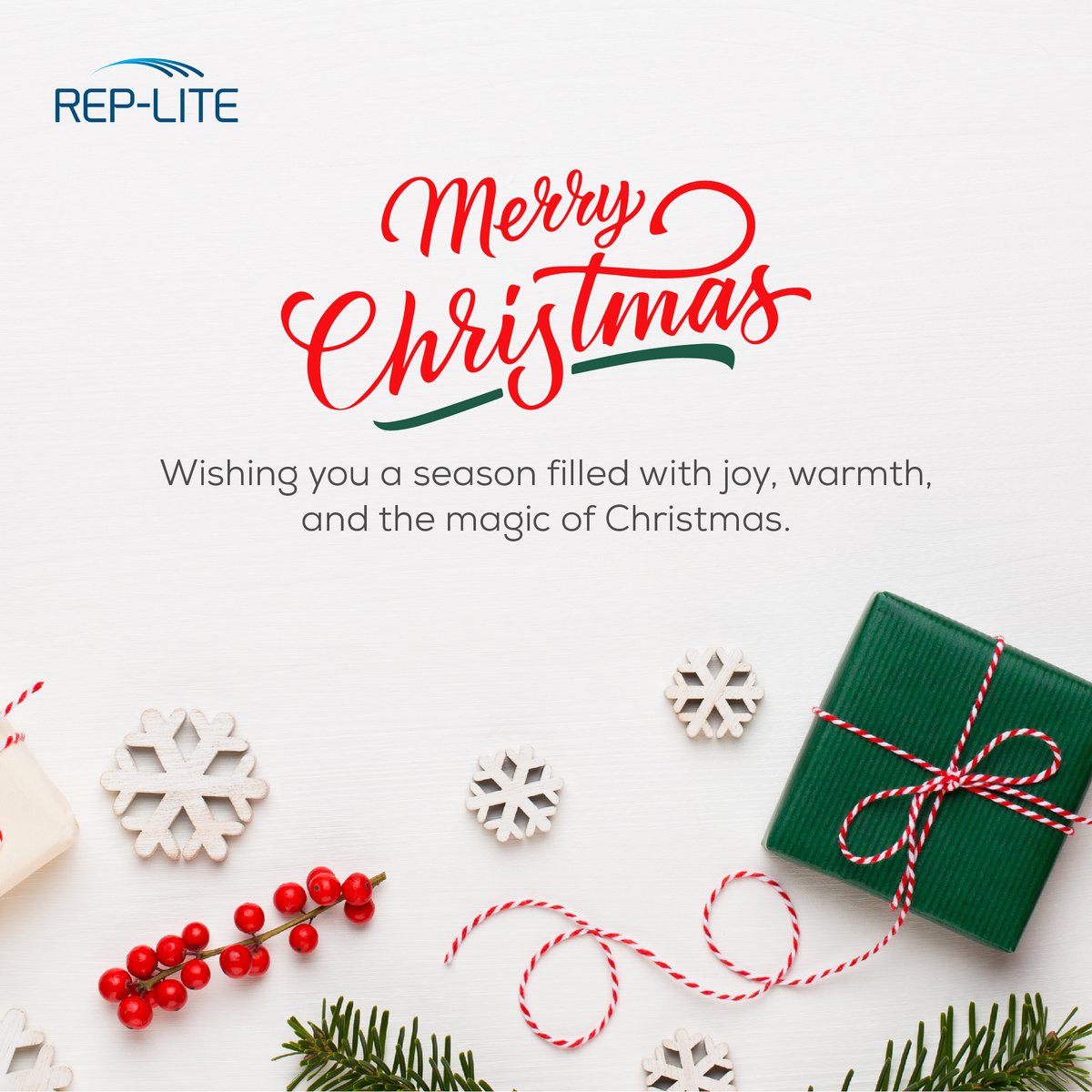 rep_lite's tweet photo. May your days be merry, your heart be light, and your celebrations be surrounded by loved ones. Merry Christmas! 🌟 

#RepLite #MerryChristmas #Christmas2023 https://t.co/OGkc7F3IEB