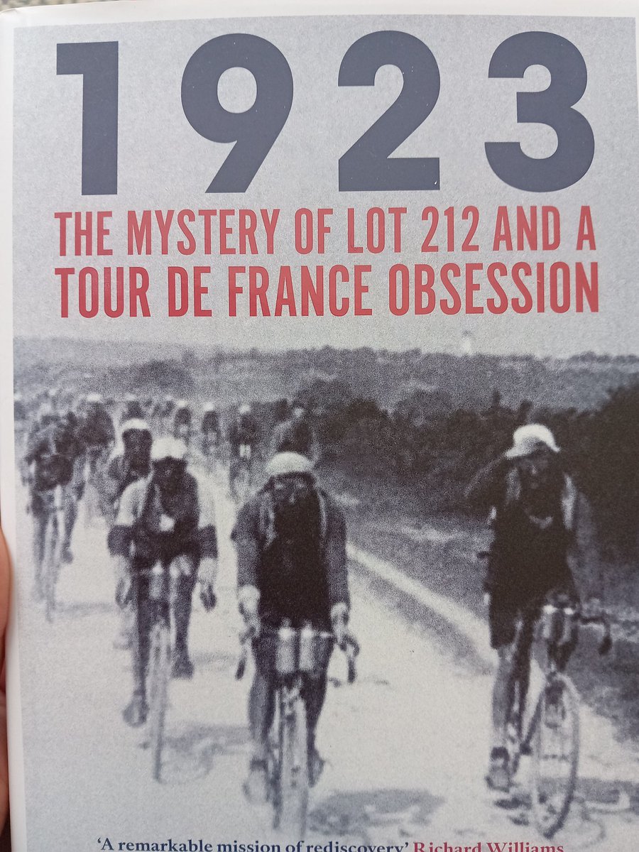 I have no doubt now that Papa Noel is a breton  and a cyclist! #1923 #LeTourdeFrance @nedboulting