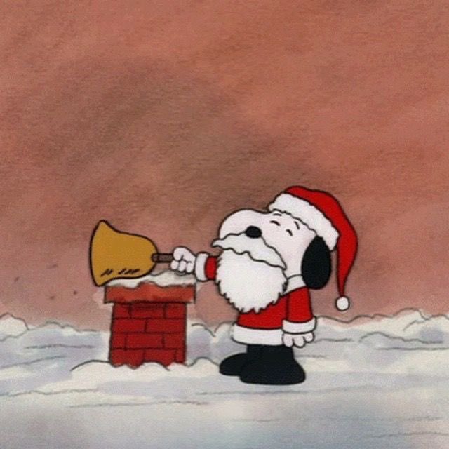 snoopyfanbase's tweet photo. WAKE UP ITS CHRISTMAS 🗣️🗣️🗣️ https://t.co/zslQCelNNP
