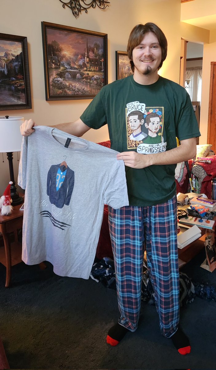 AlmightyGarfie1's tweet photo. @tomgrossicomedy 
I finally got some freakin frakin Grossi merch! (Plus that Stepbrothers shirt with two of my main guys.) Merry Christmas Tom and to all of the Grossi Possi! https://t.co/YiELoQl0jU