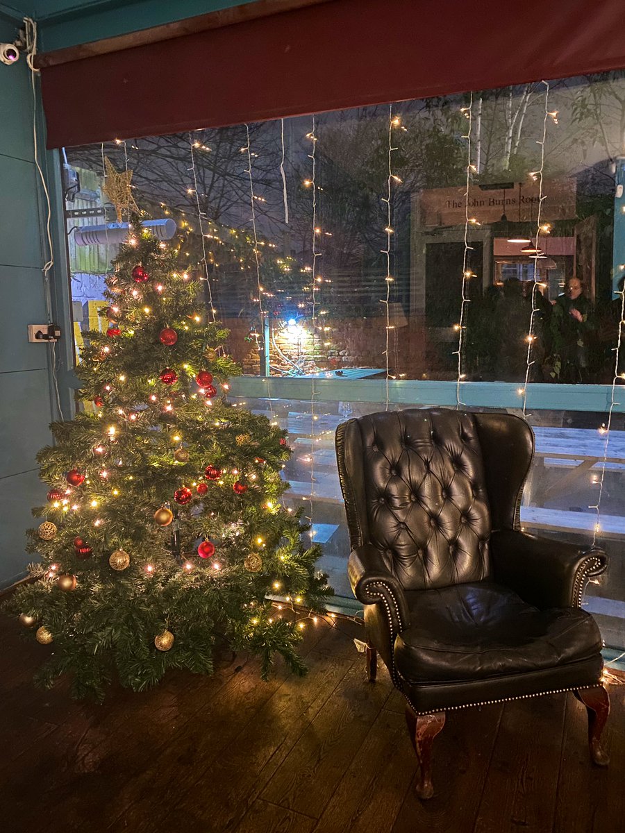 GameofTwElves's tweet photo. ✨Have a great Christmas Festive Seasons all! ✨ 🎄🎁🎉 https://t.co/DaqpRieccc