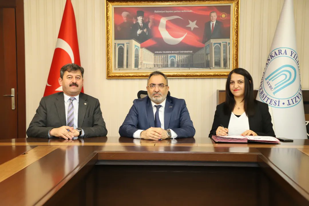 Ankara Yıldırım Beyazıt Üniversitesi Rektörlüğü ve Müdürlüğümüz arasında Eğitimde İşbirliği Protokolü imzalanmıştır.Destekleri için Rektörümüz Sayın Prof.Dr.Ali Cengiz Köseoğlu'na ve İlçe Milli Eğitim Müdürümüz Ayhan Işık'a teşekkür ediyoruz.<a href="/cankayailcemem/">Çankaya İlçe Millî Eğitim Müdürlüğü</a> <a href="/ybuankara/">Ankara Yıldırım Beyazıt Üniversitesi</a>