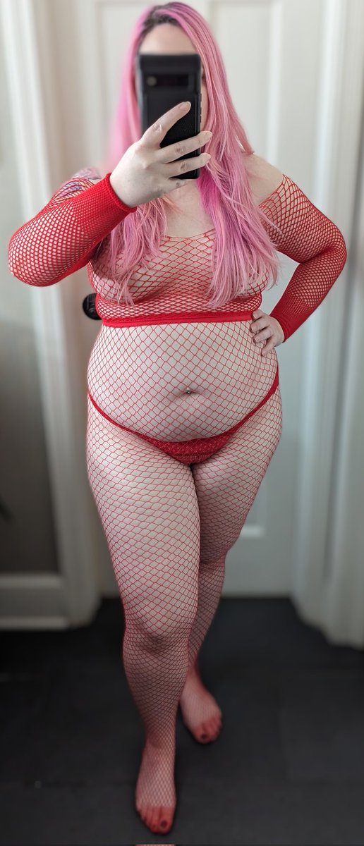 MikaylaSecrets's tweet photo. Merry Christmas! Cum see why I'm on the naughty list! 🎅🎄🌶️🔗👇 https://t.co/0gXh1NnJ9r