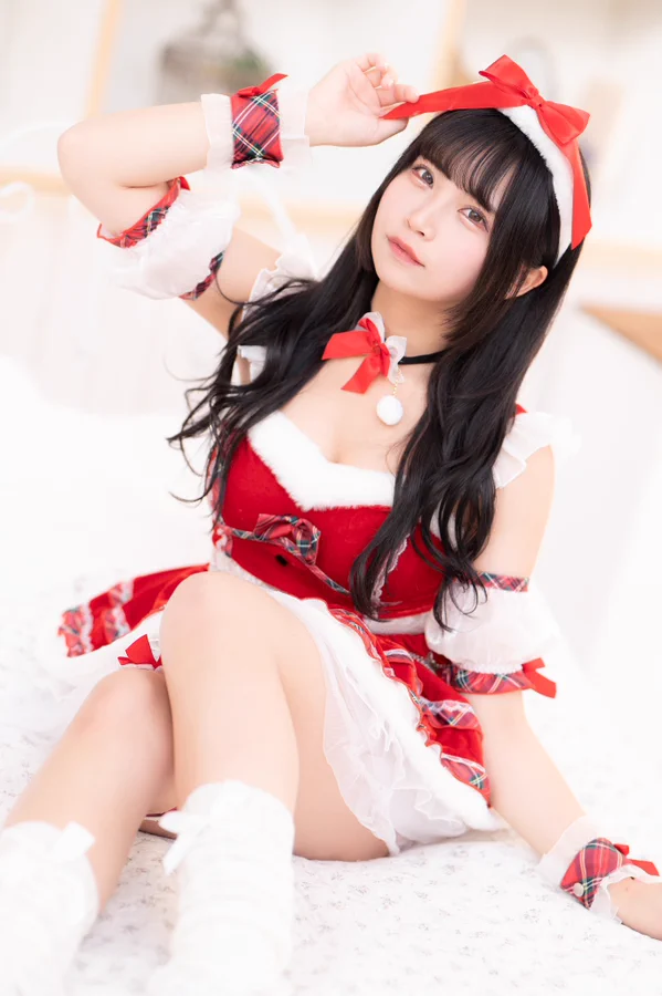 Asian girl Christmas costume