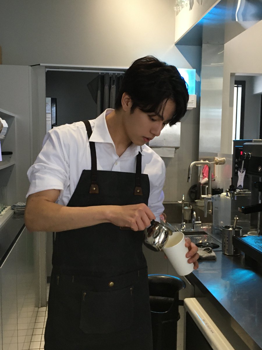GHOST9OFFICIAL's tweet photo. 서비스 좀 더 줄 수 있는데,, 올래???

#LEEJINWOO #이진우 https://t.co/DonzYjryK5